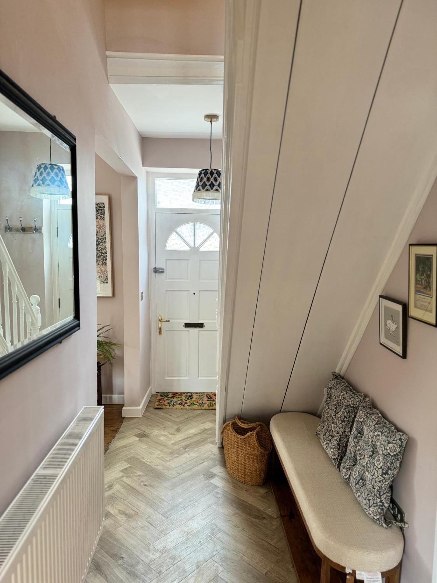 Luxury Cotswolds Cottage With Hot Tub Вінчкомб Екстер'єр фото